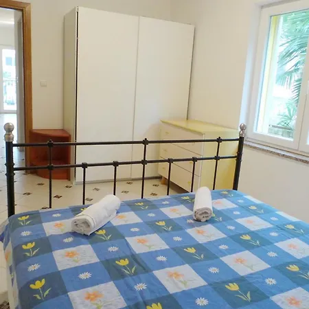 One-bedroom In Ii Poreč