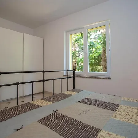 One-bedroom In Ii *