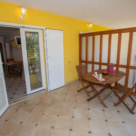 Apartment One-bedroom In Ii *